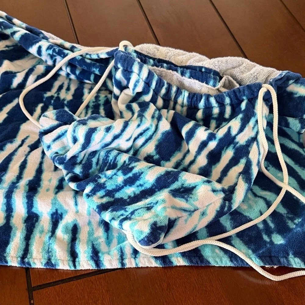 Sun & Sky Beach Towel & Attached Backpacks